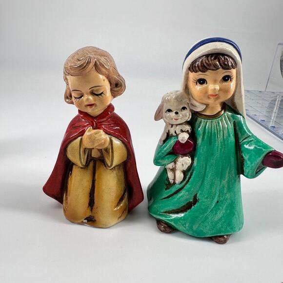 Vintage Chalkware Nativity Set 7 Pc Hand Painted MY Korea Figurines - Picture 5 of 11